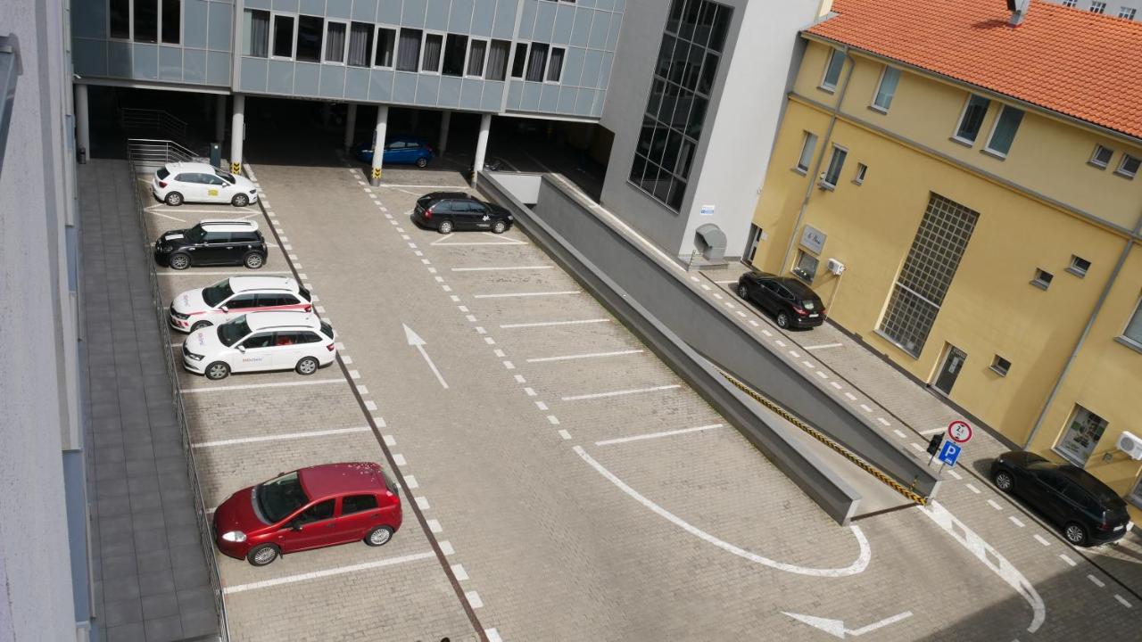 Hotel Saffron Bratislava Luaran gambar