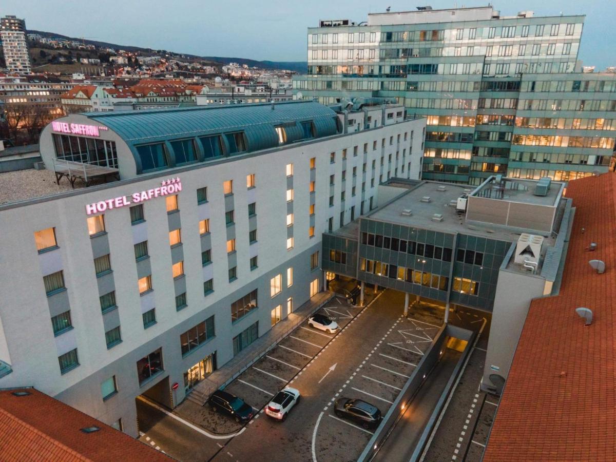 Hotel Saffron Bratislava Luaran gambar