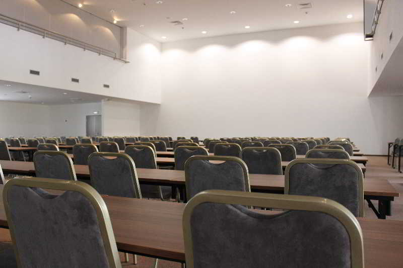 Hotel Saffron Bratislava Luaran gambar
