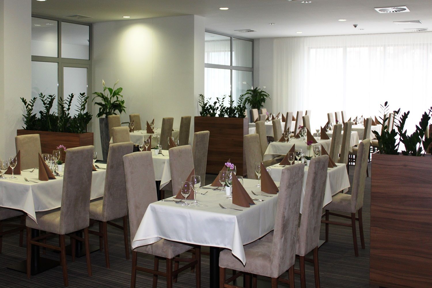 Hotel Saffron Bratislava Luaran gambar